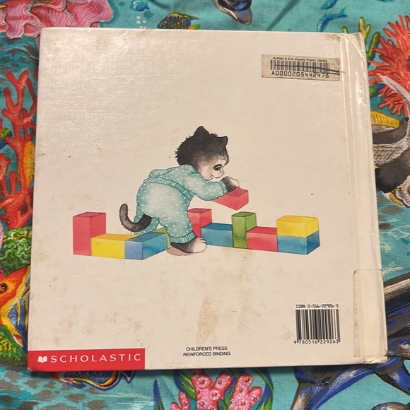 Bundle of first readers children’s books - Picture 17 of 17